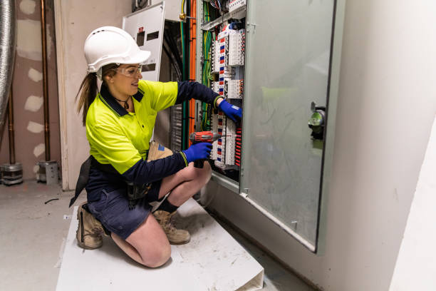Best Circuit Breaker Repair  in Henagar, AL